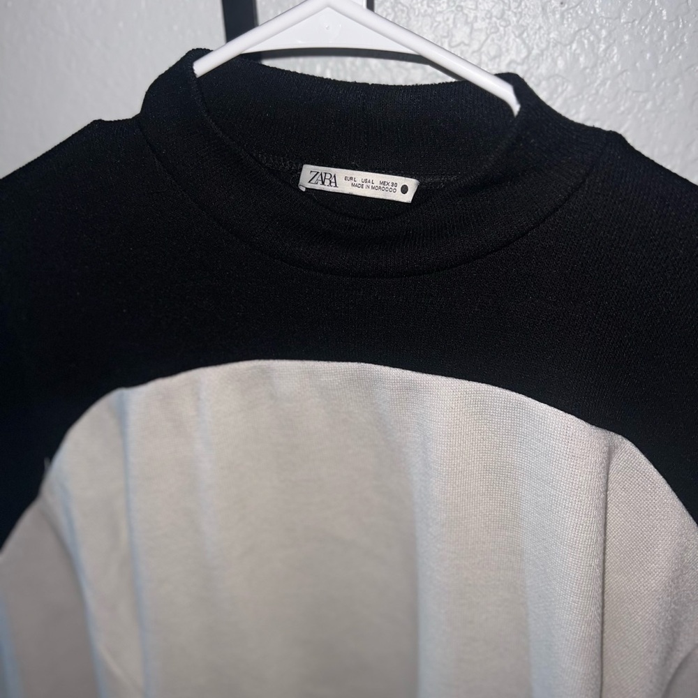 ZARA size L black and white sweater